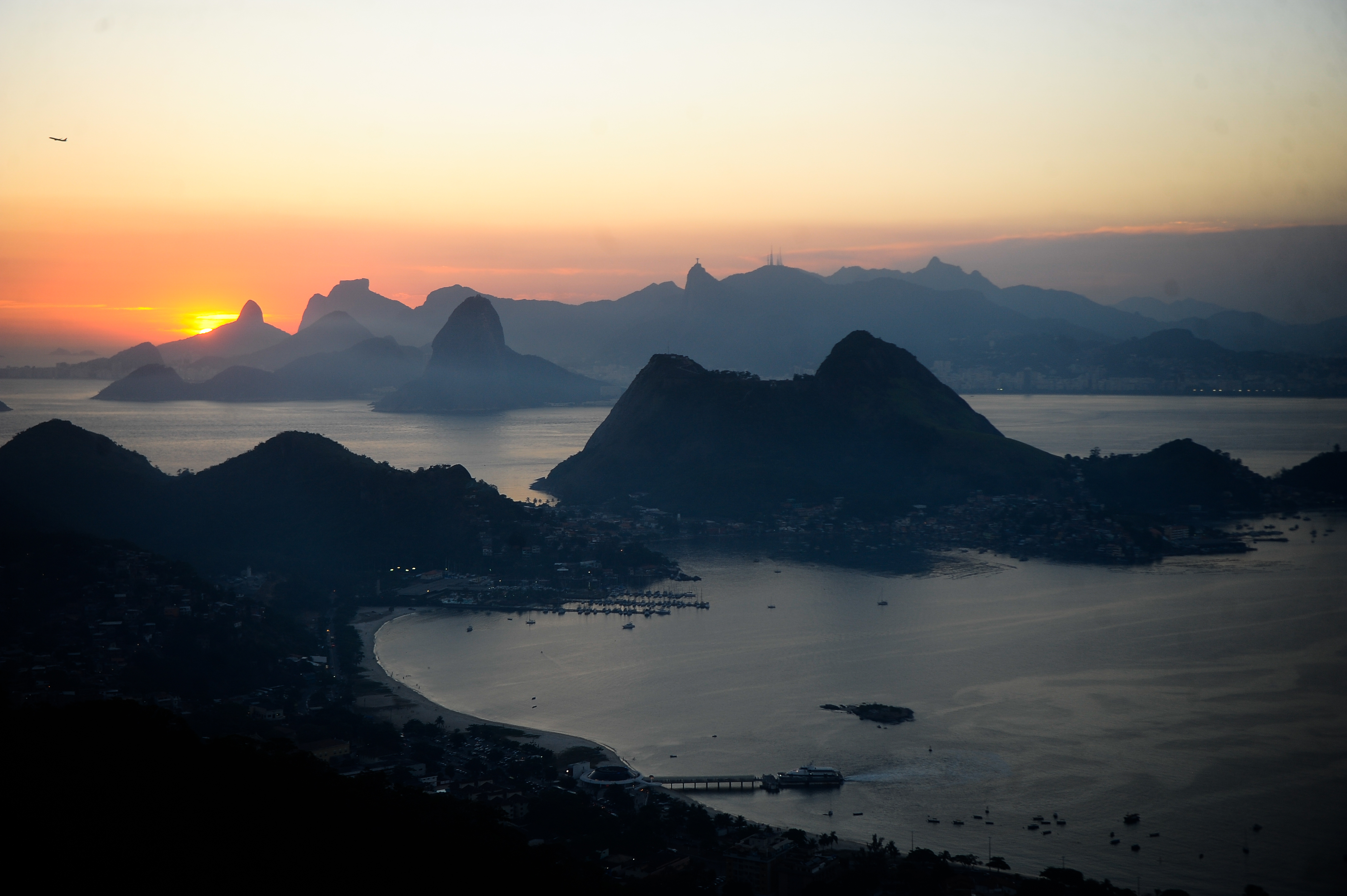 Imagem das montanhas do Rio de Janeiro